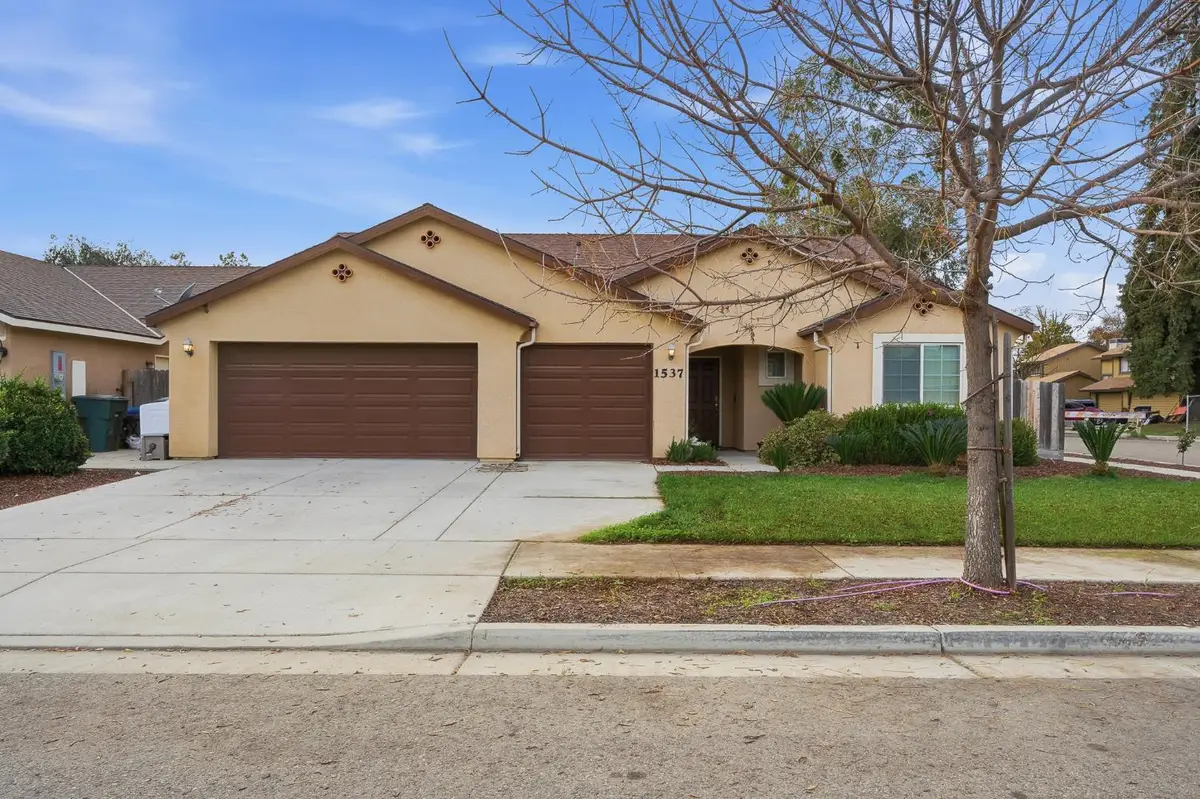 1537 N Irma Street, Visalia, CA 93292 - Image #1