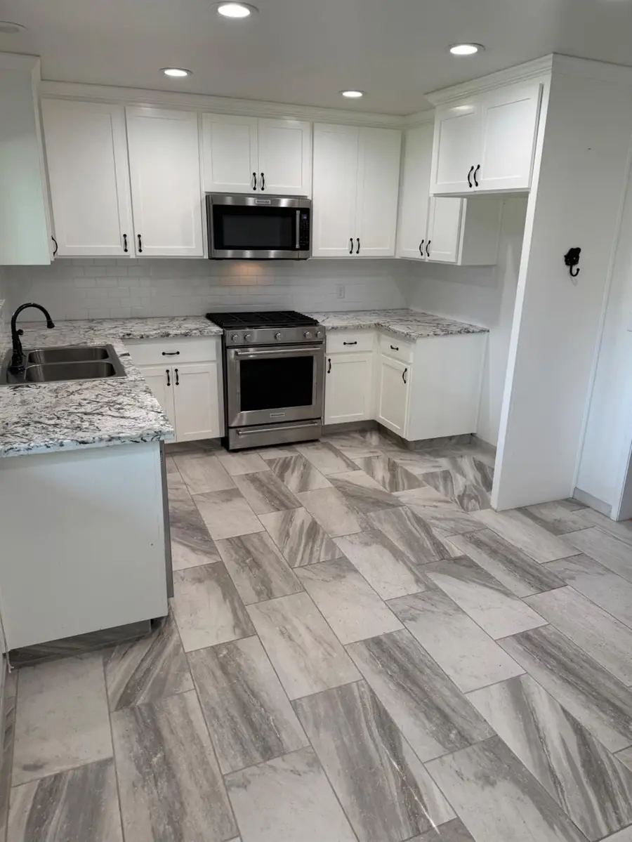 2825 Westgate Drive, Madera, CA 93637 - Image #2