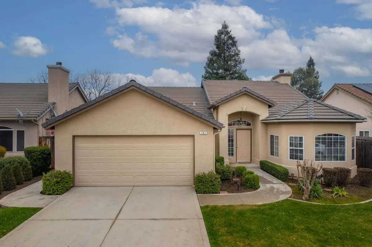731 Hanson Avenue, Clovis, CA 93611 - Image #1