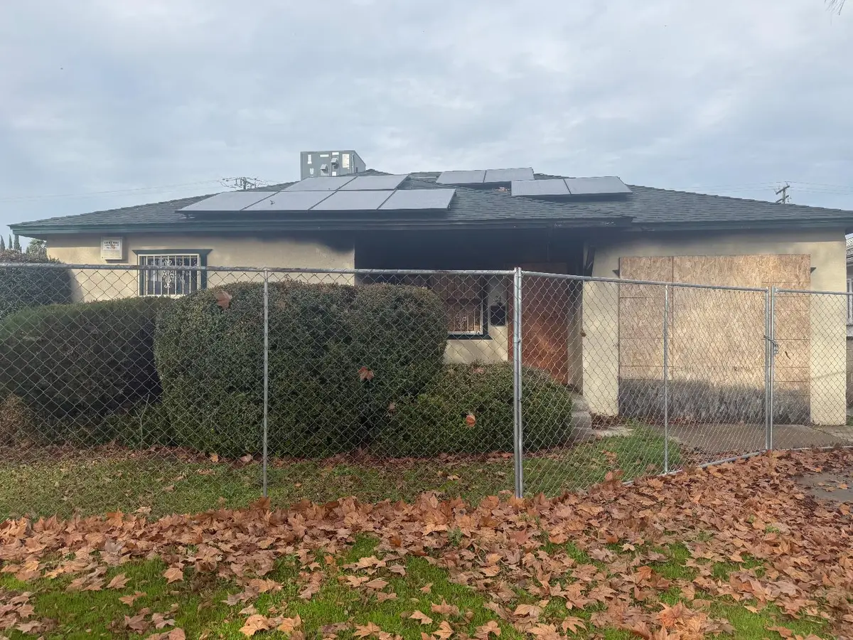 23 E Strother Avenue, Fresno, CA 93706 - Image #1