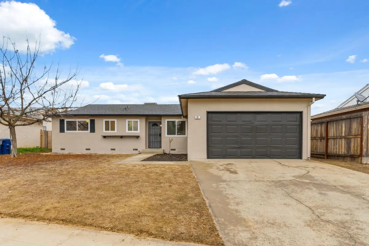 61 W Richert Avenue, Clovis, CA 93612 - Image #1