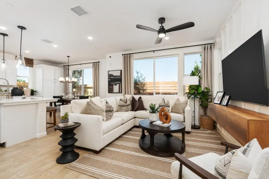 2071 N Wagon Lane, Clovis, CA 93619 - Image #3