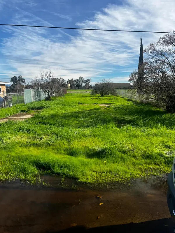 1535 Fairview Street, Madera, CA 93638