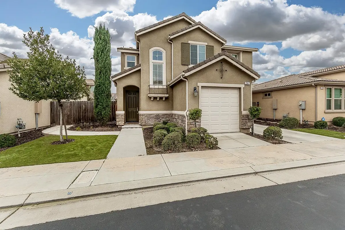 2047 E Makenna Drive, Fresno, CA 93730 - Image #1