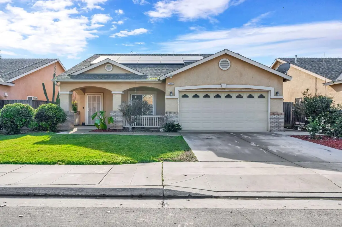 5273 W Norwich Avenue, Fresno, CA 93722 - Image #1