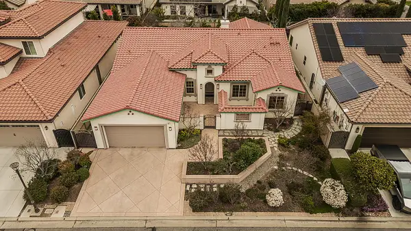 1562 N Empire Lane, Clovis, CA 93619