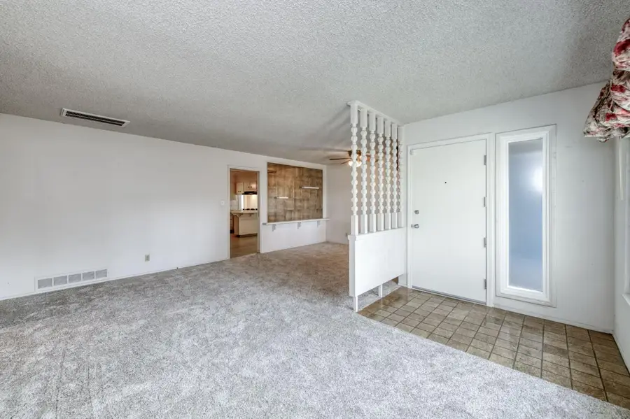 4692 N 3rd Street, Fresno, CA 93726 - Image #3