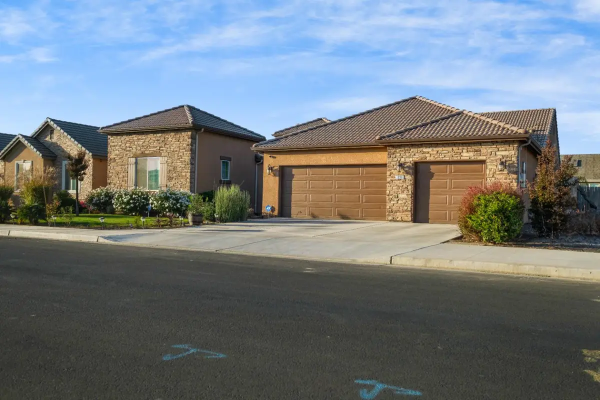 1890 Tamworth Avenue, Tulare, CA 93274 - Image #1