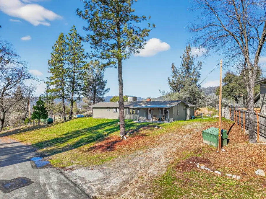 41987 Crass Drive, Oakhurst, CA 93644 - Image #2