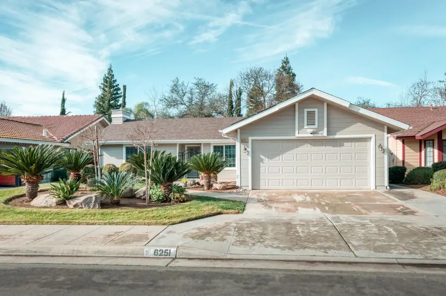 6251 N Gilroy Avenue, Fresno, CA 93722 - Image #2