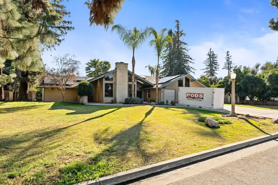 5506 E Heaton Avenue, Fresno, CA 93727 - Image #3