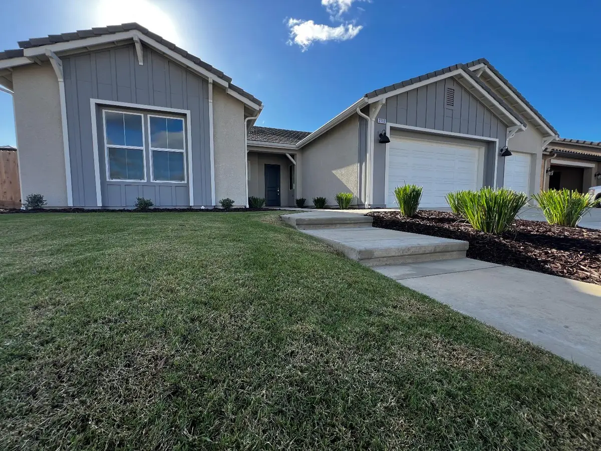 2112 Daffodil Street, Kingsburg, CA 93631 - Image #1