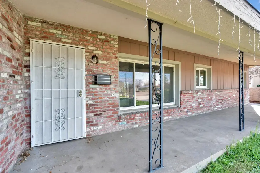 2146 N Maple Avenue, Fresno, CA 93703 - Image #3