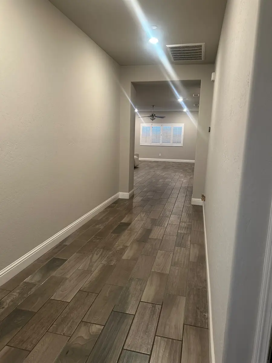 6214 E Fedora Avenue, Fresno, CA 93727 - Image #3