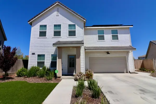 240 Huntington Avenue S, Madera, CA 93636