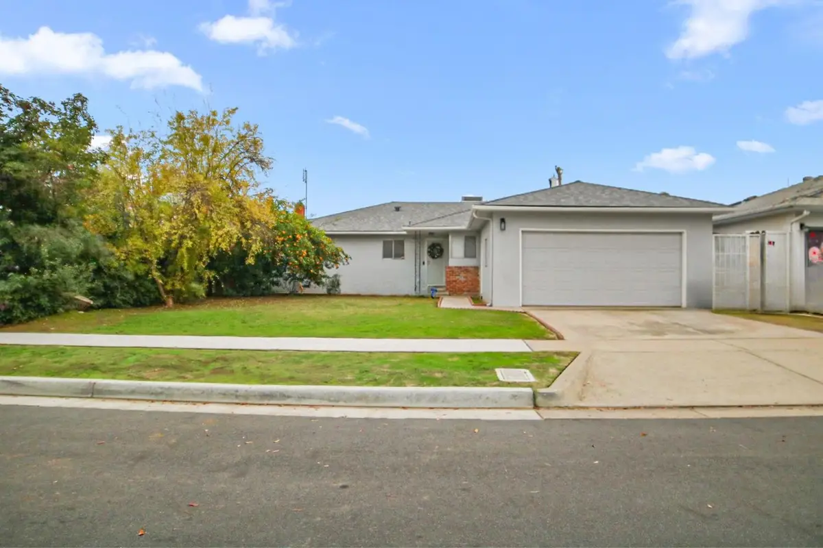 3144 E Santa Ana Avenue, Fresno, CA 93726 - Image #1