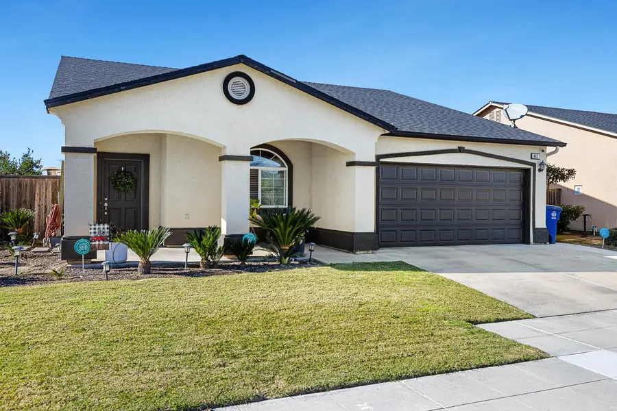 8611 Gardenia Avenue, Parlier, CA 93648 - Image #3