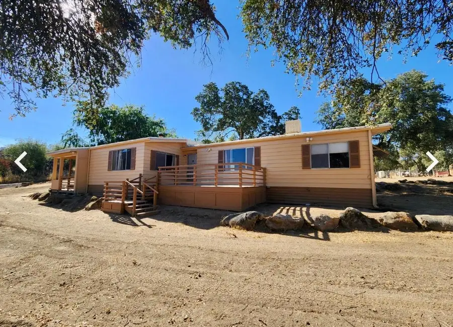 32434 Lockwood Lane, Prather, CA 93651 - Image #2