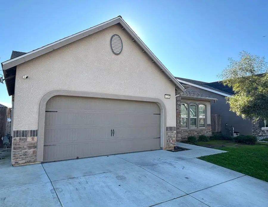6248 E Farrin Avenue, Fresno, CA 93727 - Image #2