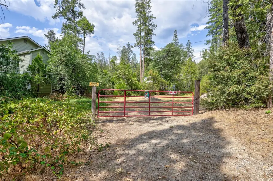 53295 Road 432, Bass Lake, CA 93604 - Image #2