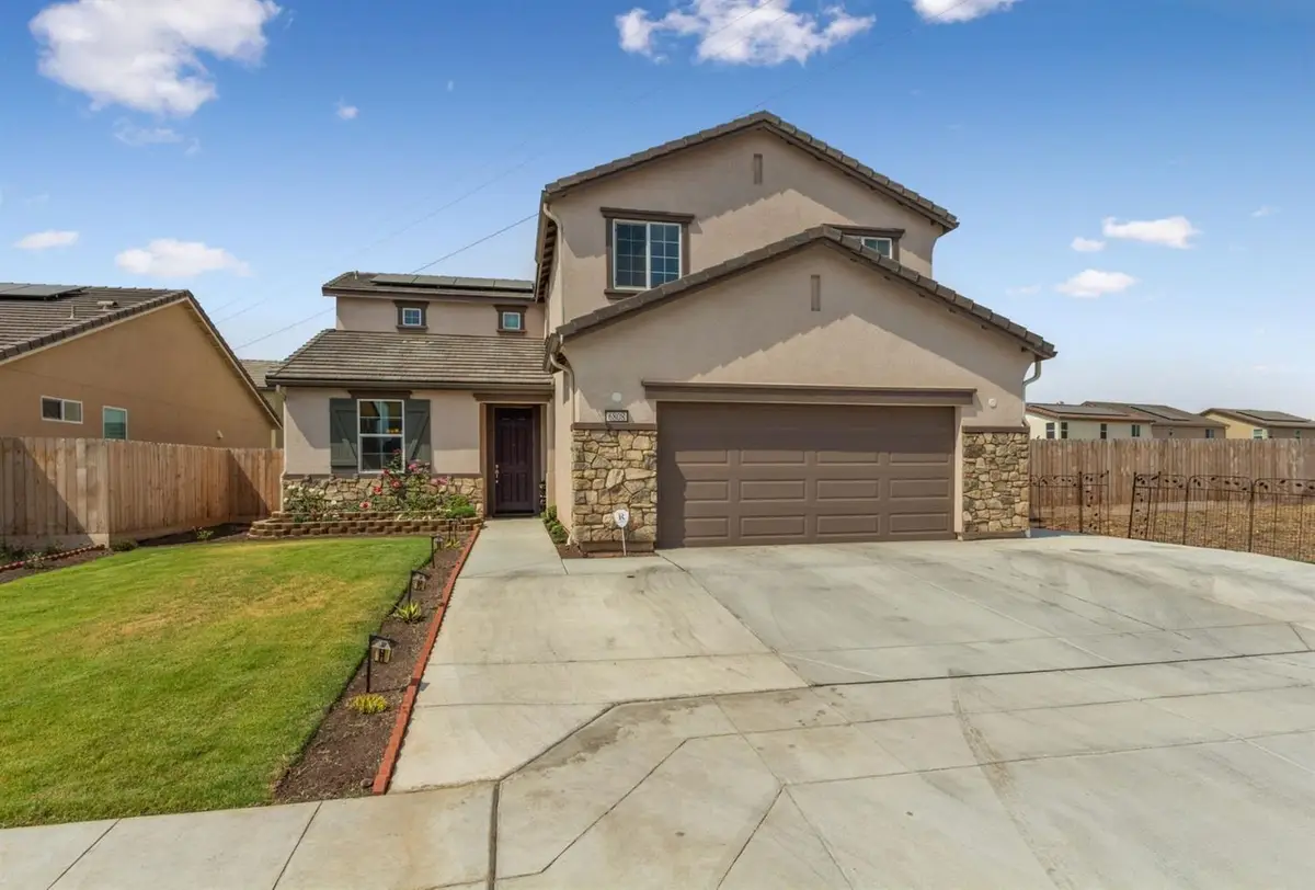 6808 W Parr Avenue, Fresno, CA 93722 - Image #1