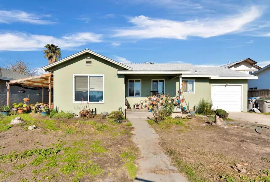3743 E Mckinley Avenue, Fresno, CA 93703 - Image #2