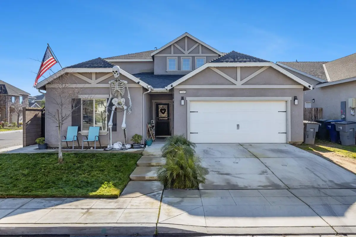 5265 W Lamona Avenue, Fresno, CA 93722 - Image #1