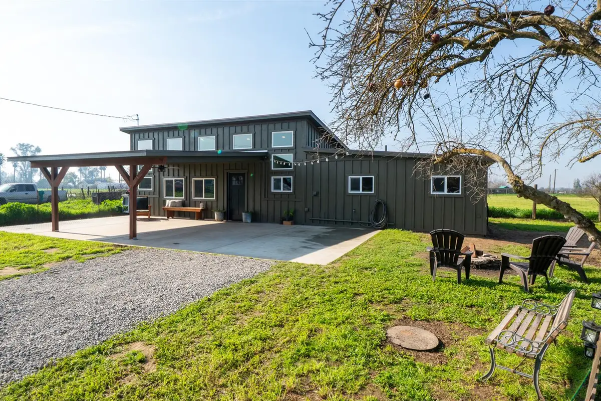 3587 W Madison Avenue, Fresno, CA 93706 - Image #1