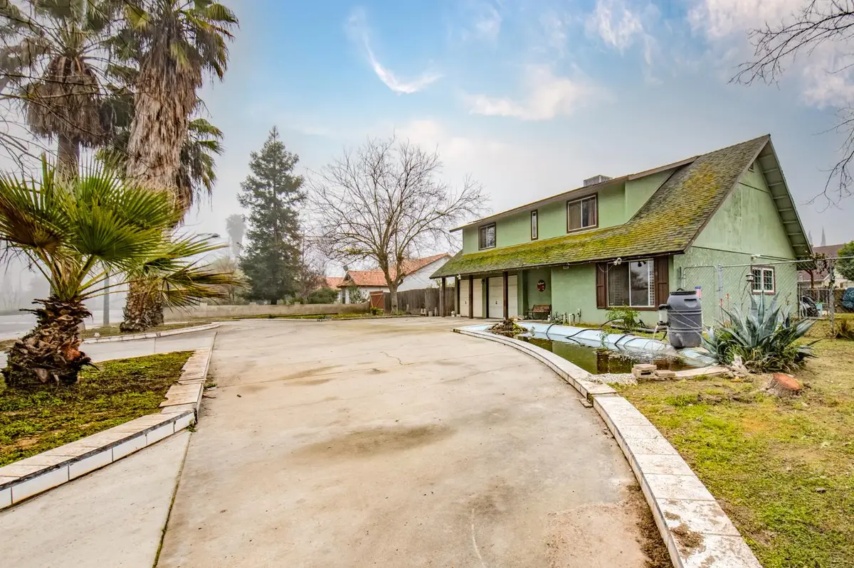 14531 W Kearney Boulevard, Kerman, CA 93630 - Image #1