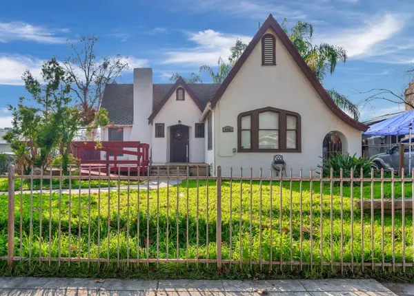 4546 E Iowa Avenue, Fresno, CA 93702