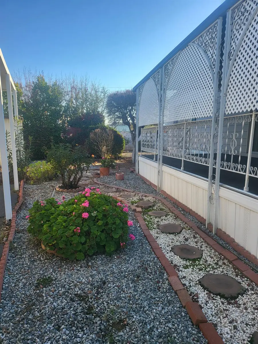 336 E Alluvial Avenue #SPC 4, Fresno, CA 93720 - #2
