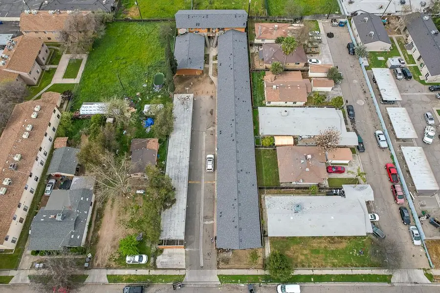 1275 N 8th Street, Fresno, CA 93703 - Image #3