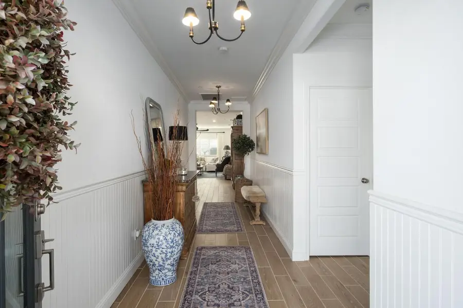 968 Everglade Avenue, Clovis, CA 93619 - Image #2