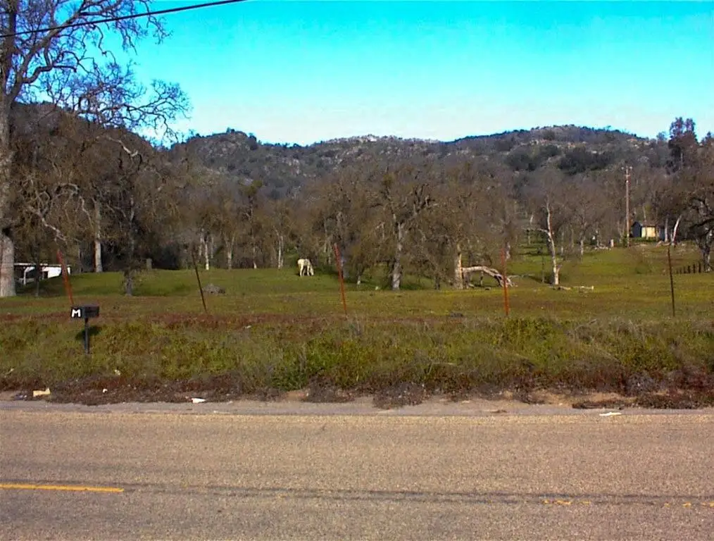 207 Mistletoe Road, Yokuts Valley, CA 93675 - Image #1