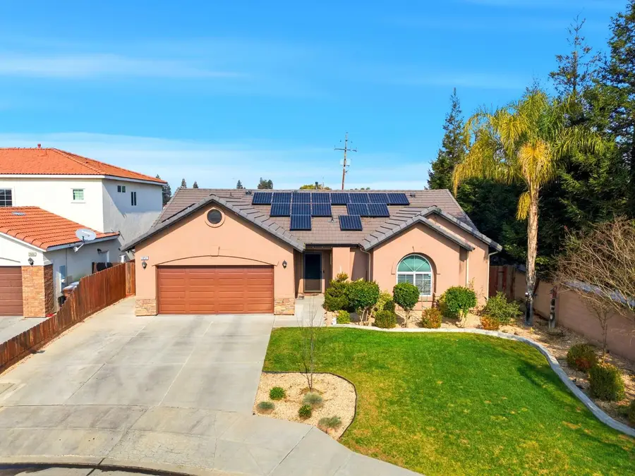 2852 W Indiana, Caruthers, CA 93609 - Image #2