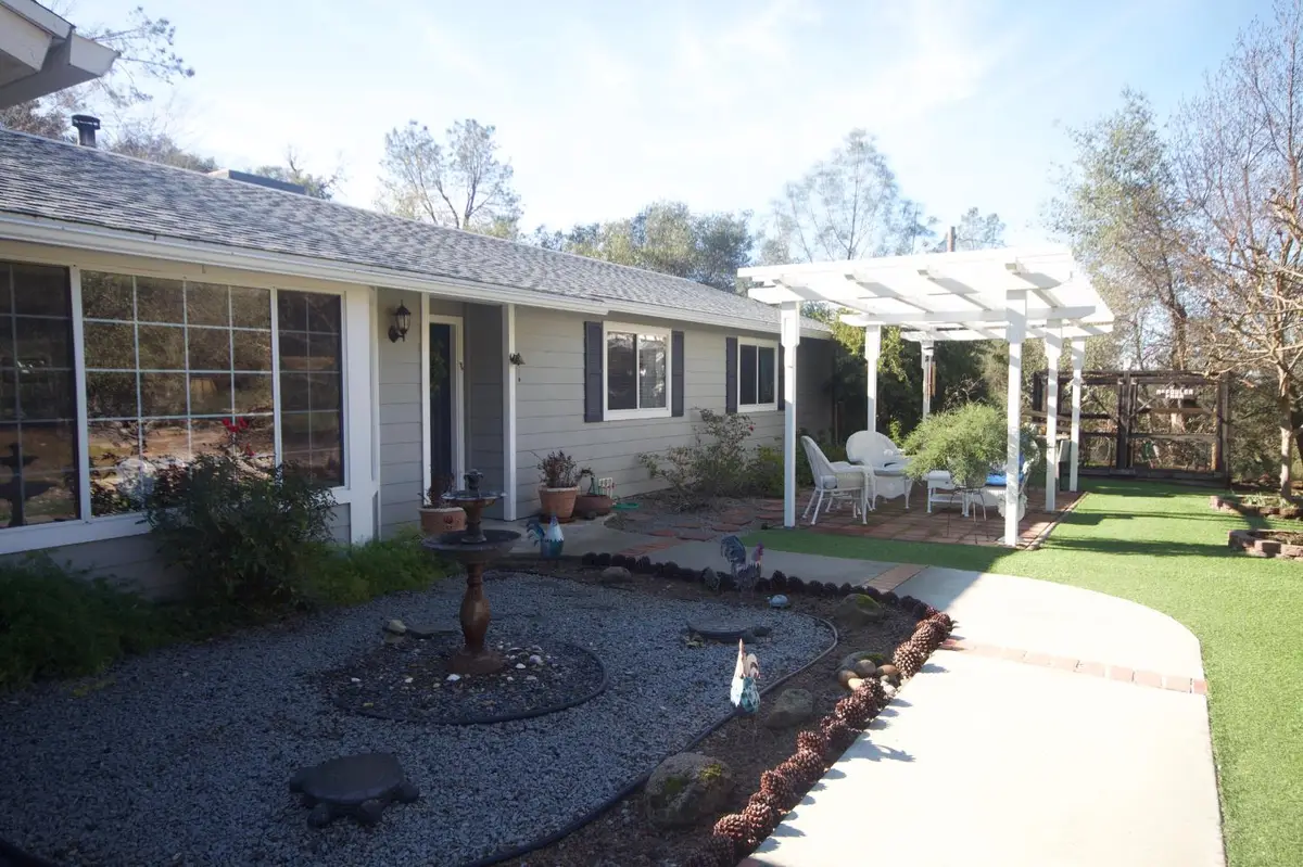 41322 Long Hollow Drive, Coarsegold, CA 93614 - Image #1