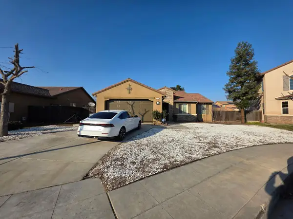 5820 W Ashcroft Avenue, Fresno, CA 93722