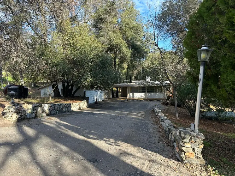 40653 Hodges Hill Drive, Oakhurst, CA 93644 - Image #2