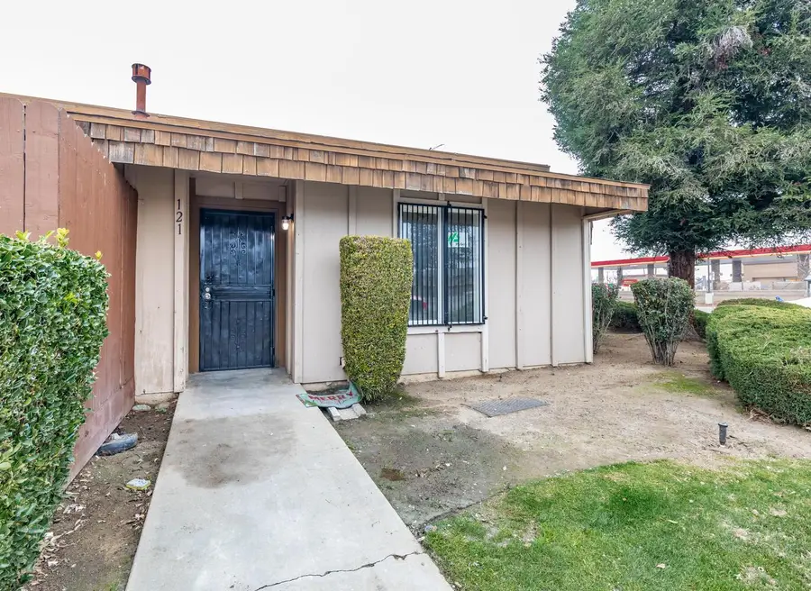 5181 E Olive Avenue #121, Fresno, CA 93727 - Image #2