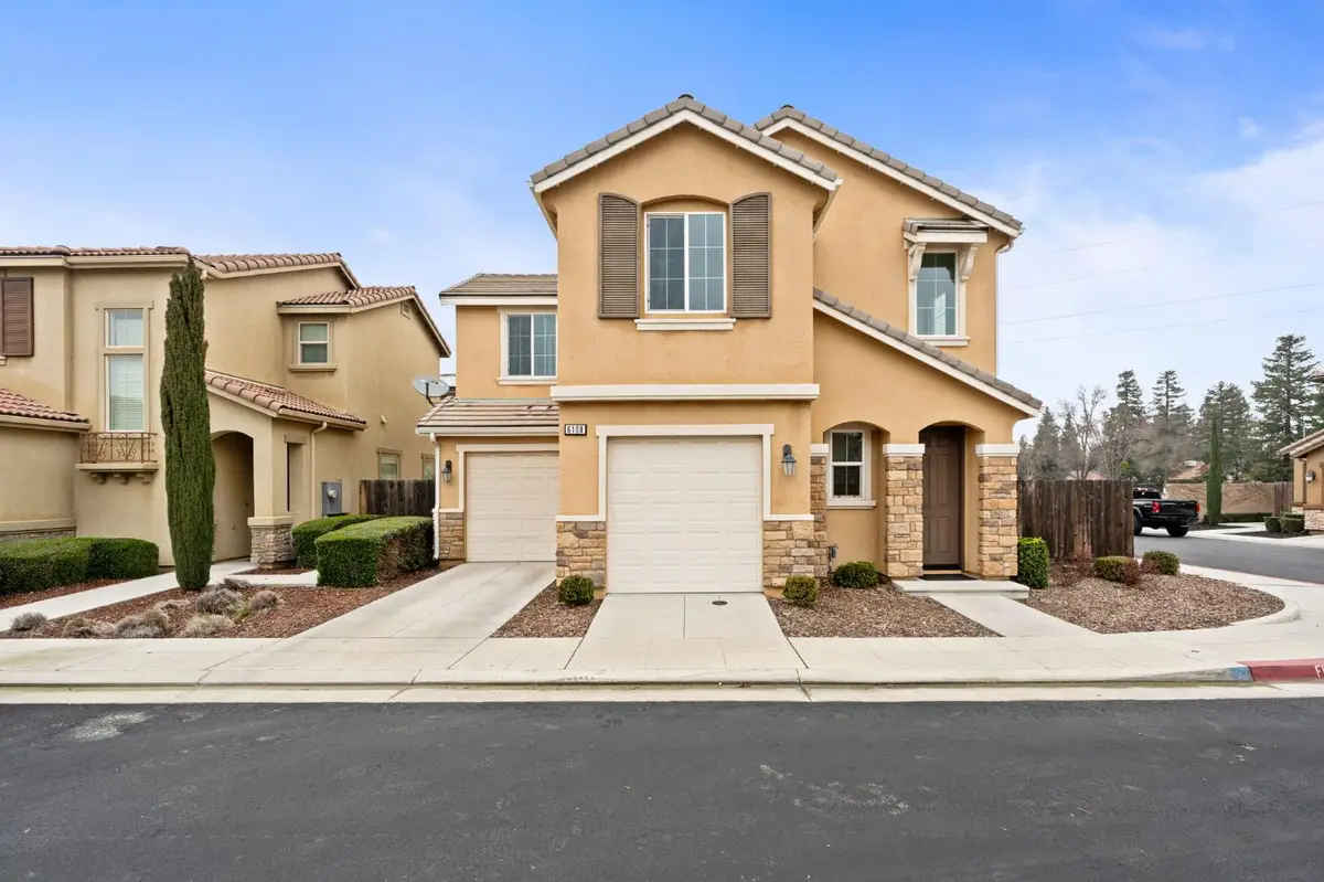 6108 W Dupont Drive, Fresno, CA 93722 - Image #1