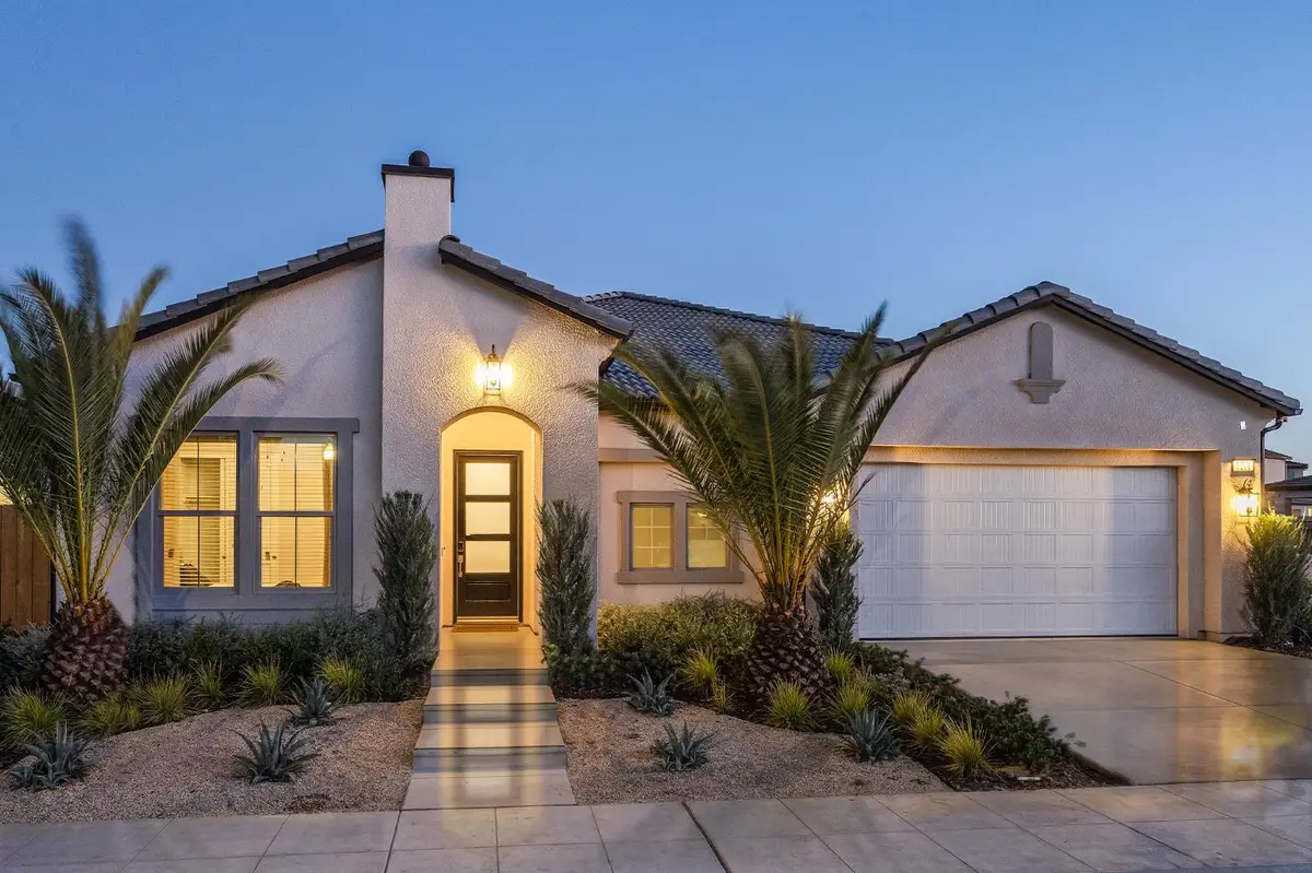 7271 W Ashcroft Avenue, Fresno, CA 93723 - Image #1