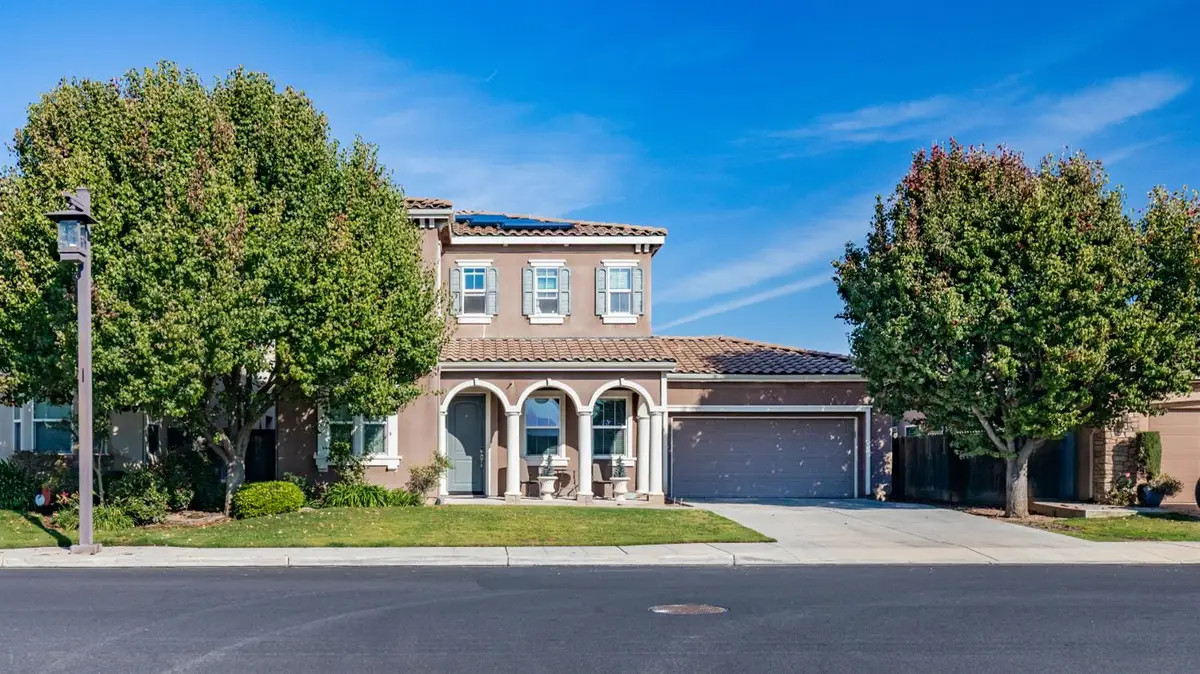 3299 Poe, Clovis, CA 93619 - Image #1