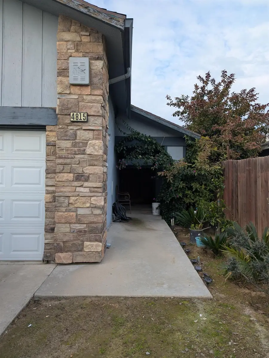4815 E Geary Street, Fresno, CA 93725 - Image #3