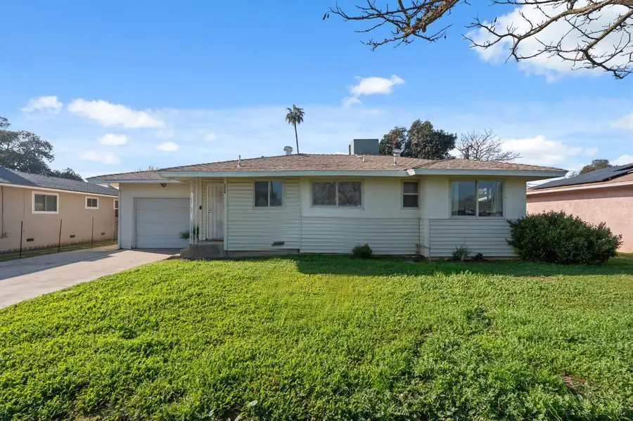 3939 N Pleasant Avenue, Fresno, CA 93705 - Image #2