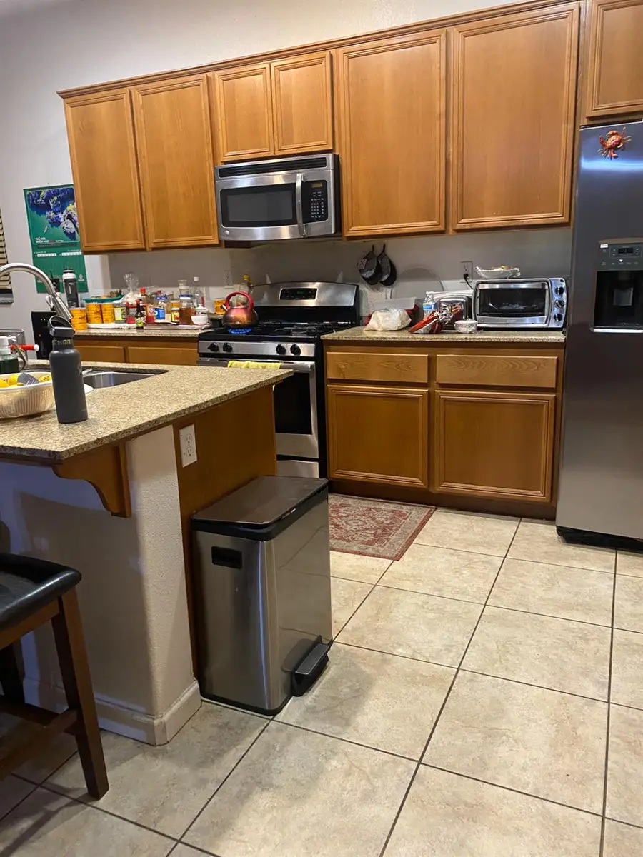 3765 N Pearwood Avenue, Fresno, CA 93727 - Image #2