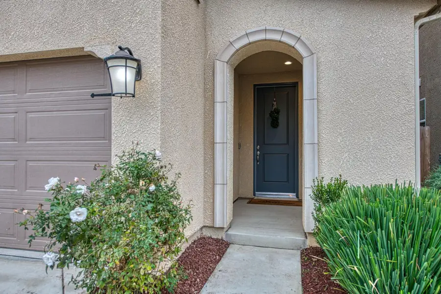 123 Capstone Way S, Madera, CA 93636 - Image #2