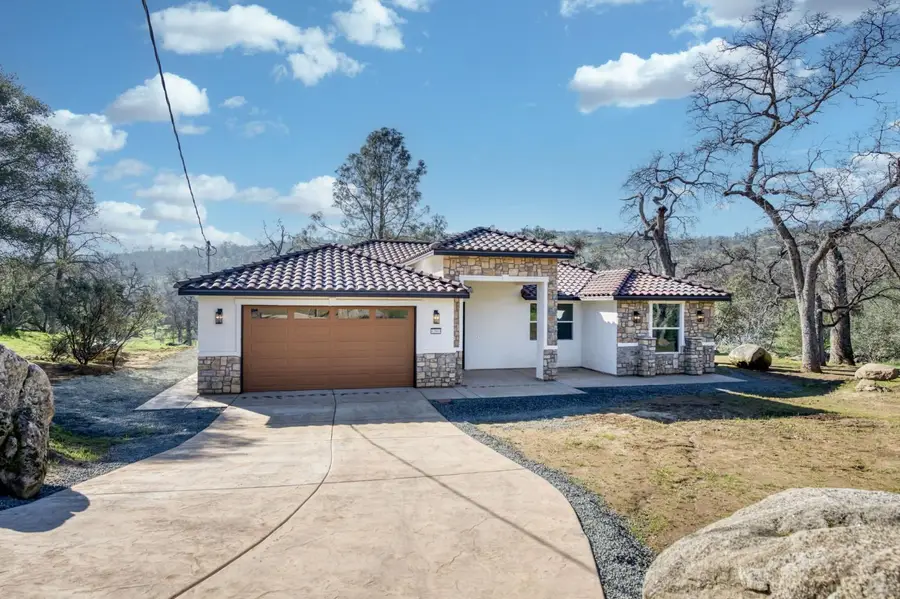 41940 Colt Court, Coarsegold, CA 93614 - Image #3