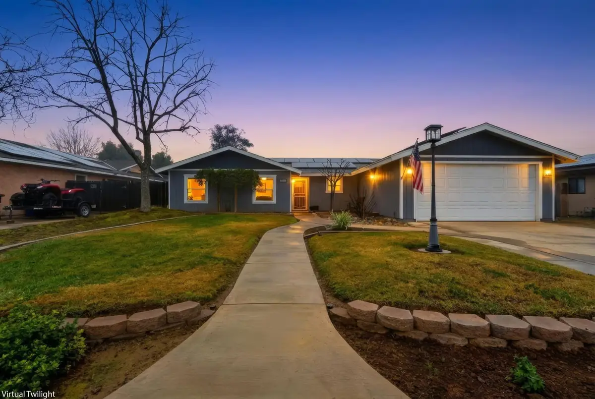 813 W Willow Street, Exeter, CA 93221 - Image #1