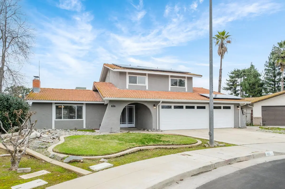 93 N Osmun Avenue, Clovis, CA 93612 - Image #1
