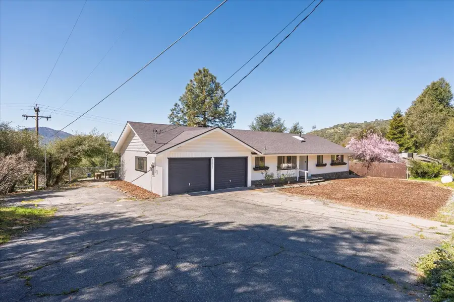 42324 Buckeye Road, Oakhurst, CA 93644 - Image #3